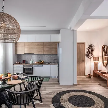 Khroma Luxury 1 Front