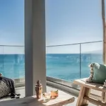 Khroma Luxury 1 Front