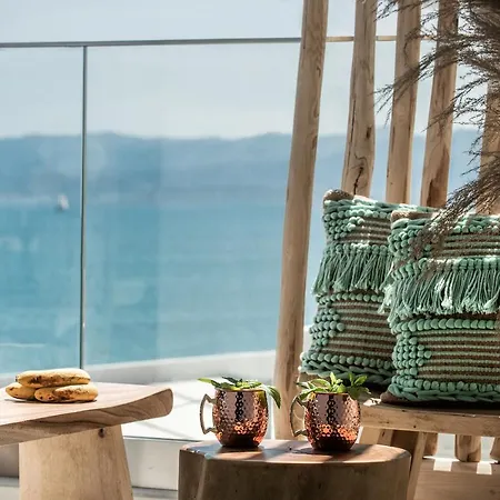 Khroma Luxury 1 Front Apartament