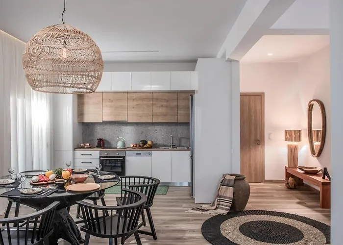 Khroma Luxury 1 Front