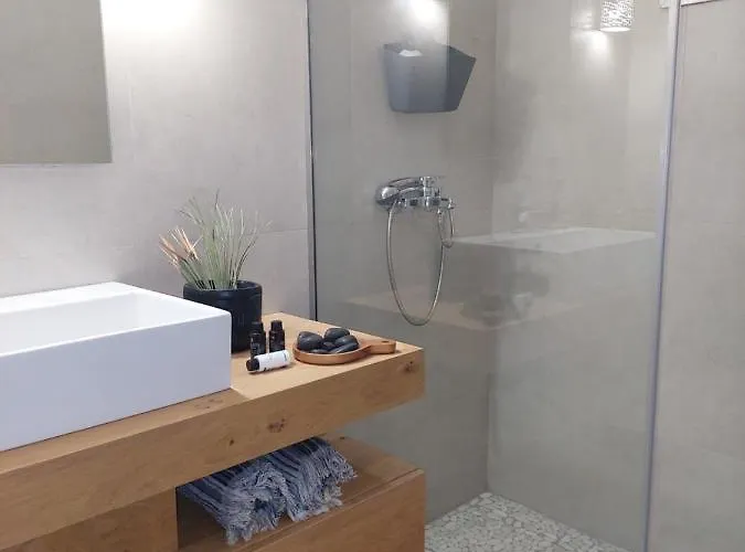 Khroma Luxury 1 Front Apartmán