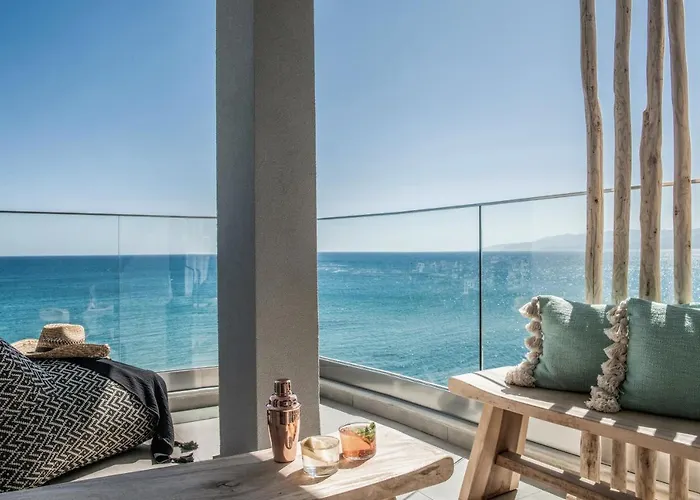 Khroma Luxury 1 Front