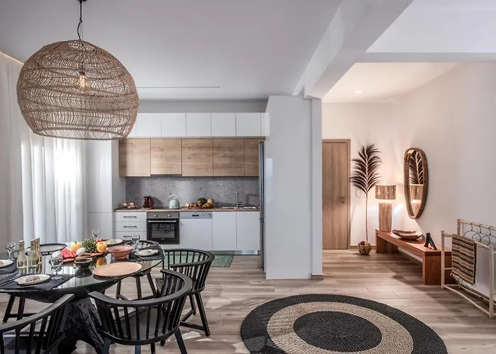 Khroma Luxury 1 Front