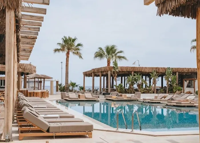 Khroma Luxury 1 Front Apartmán *